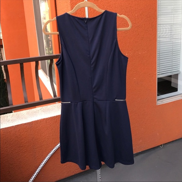 Casual couture Navy Romper - Picture 4 of 8